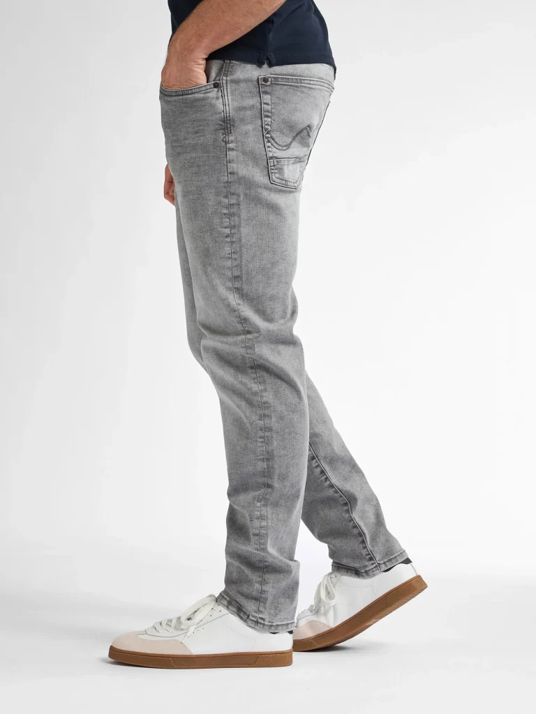 PETROL Stryker Slim Fit Jeans I Dusty Silver