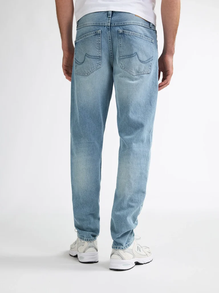 PETROL Timber Tapered Denim Jeans Escorpión I Light Stone